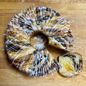 Apricot Raisin Babka Ring